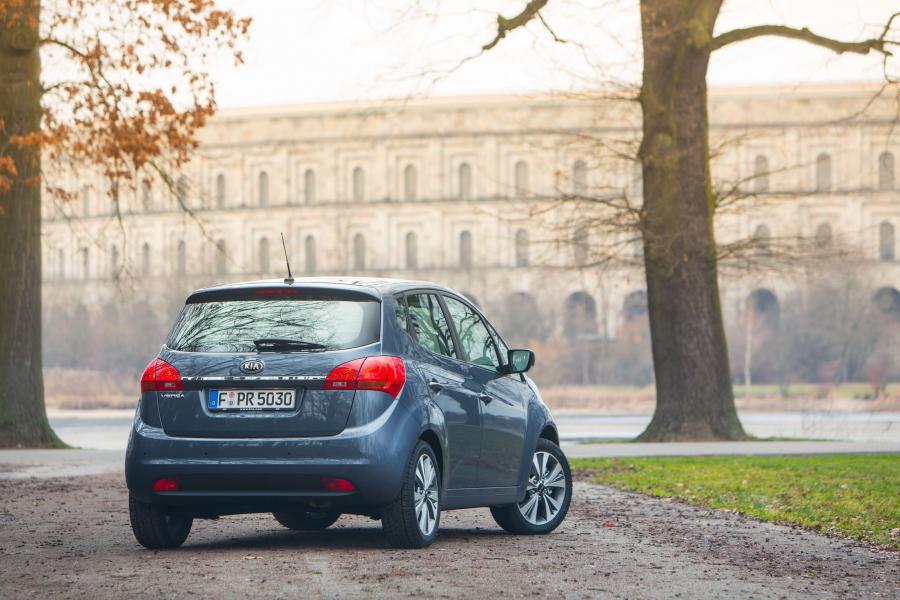  Kia Venga 2014 года  (фото 14 из 30)